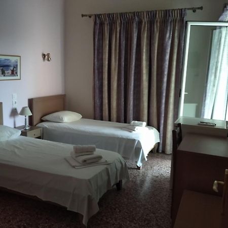 Hotel Ion Kamena Vourla Exterior photo