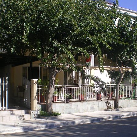 Hotel Ion Kamena Vourla Exterior photo