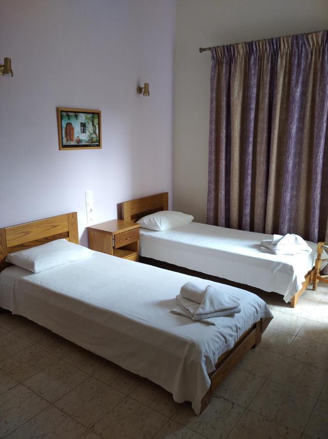 Hotel Ion Kamena Vourla Exterior photo