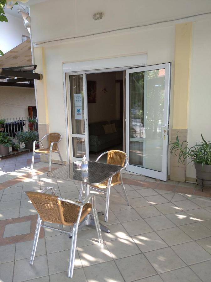 Hotel Ion Kamena Vourla Exterior photo