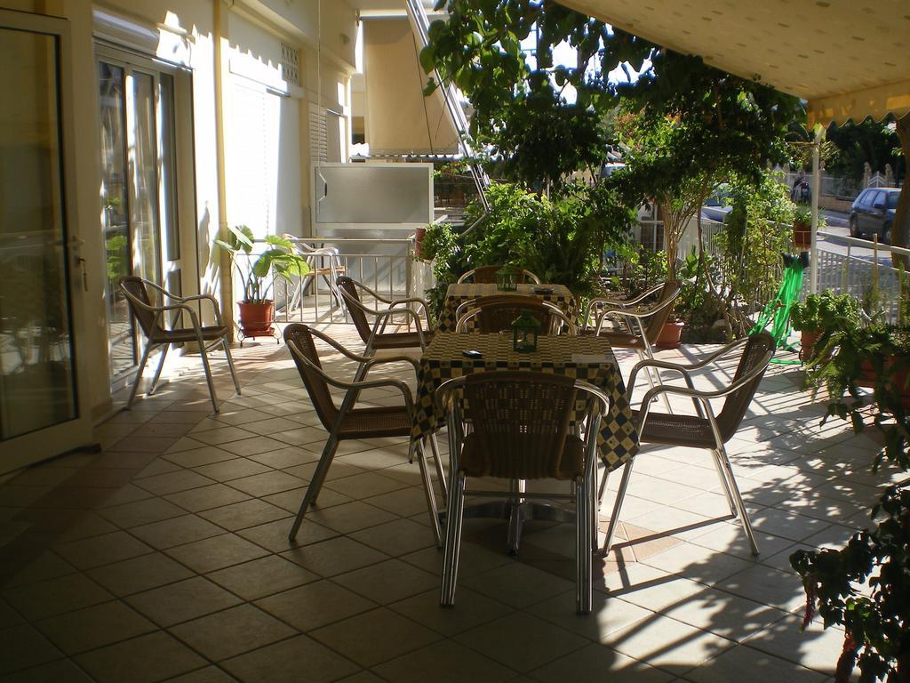 Hotel Ion Kamena Vourla Exterior photo